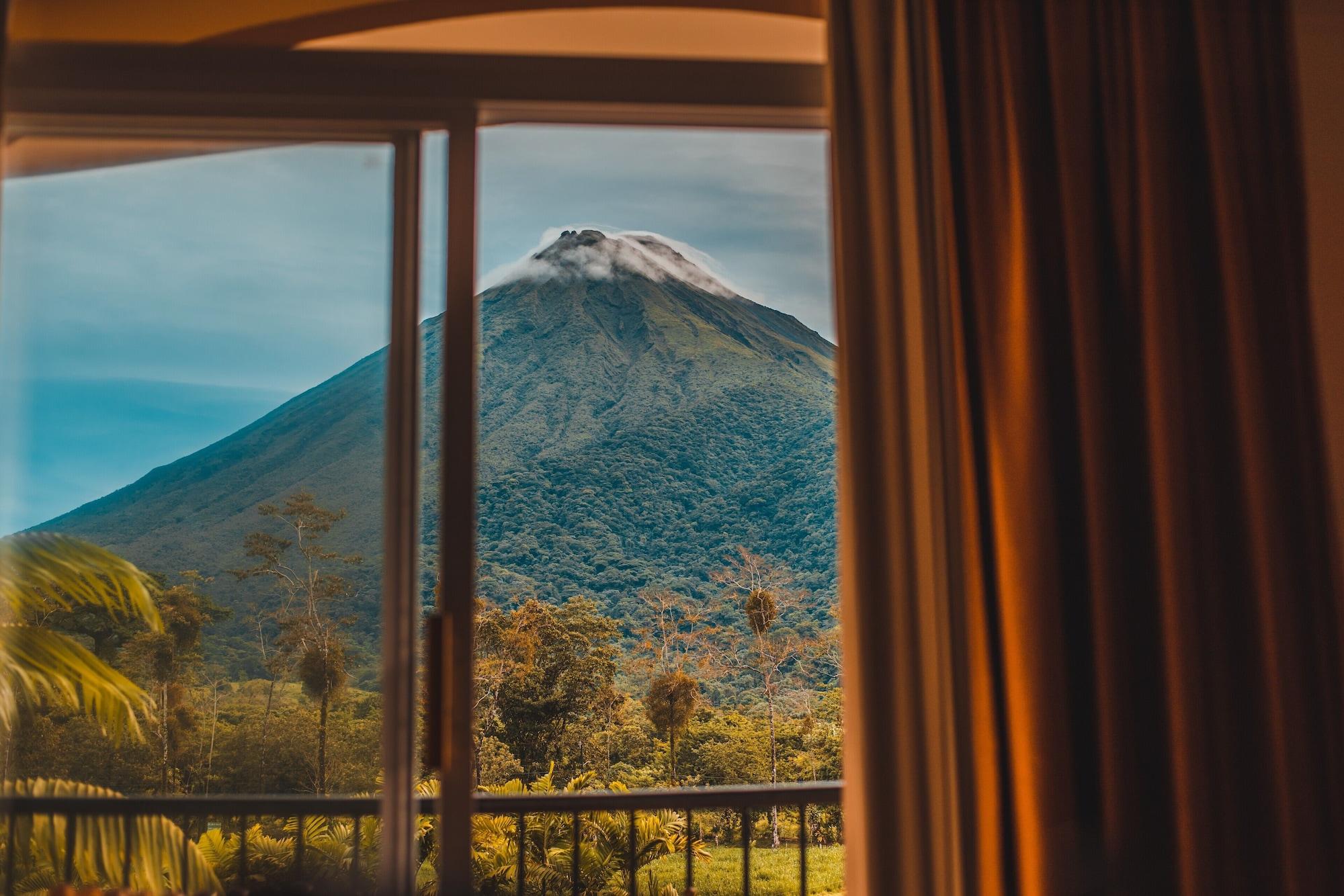 Hotel Magic Mountain La Fortuna Extérieur photo