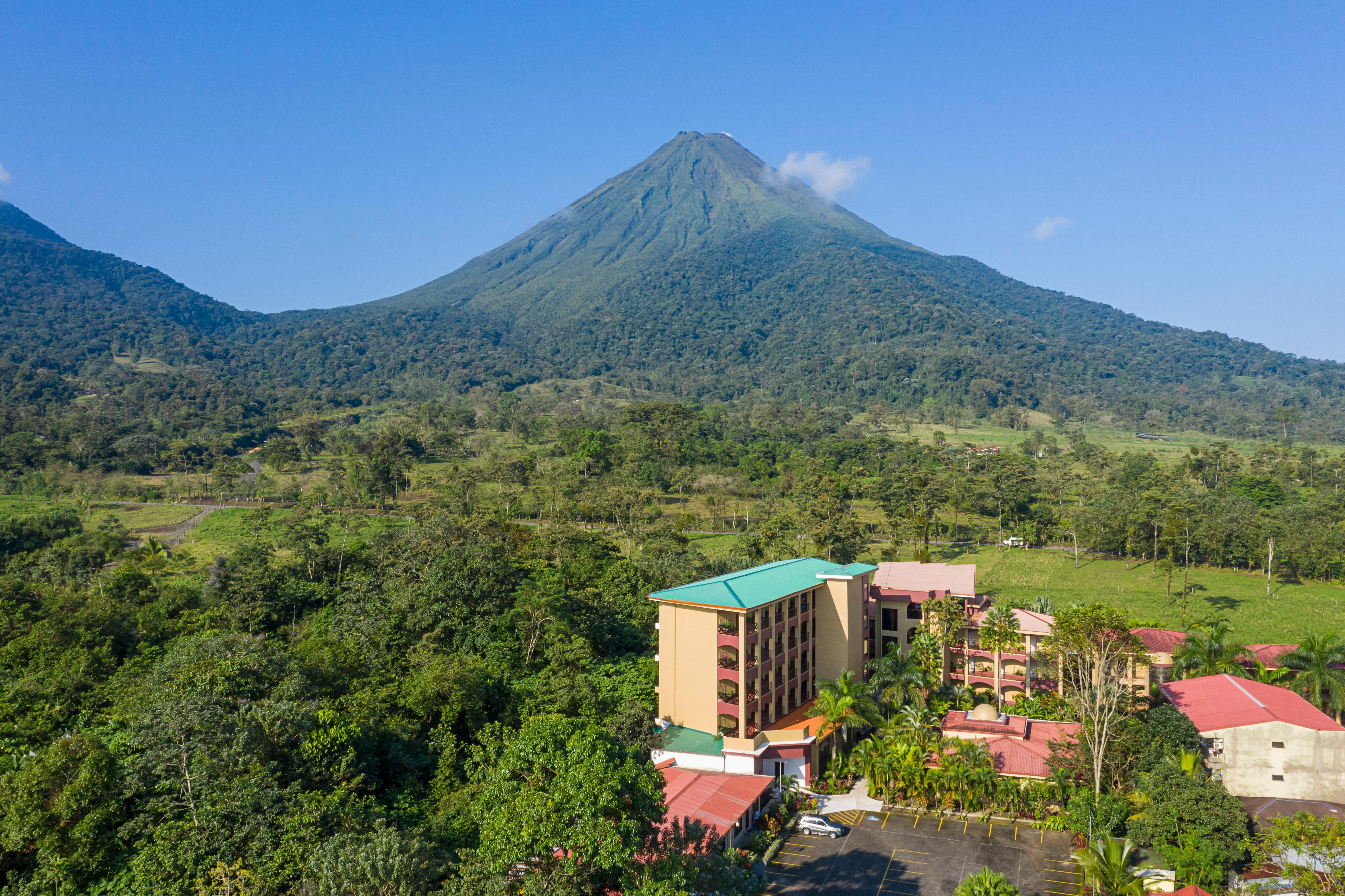 Hotel Magic Mountain La Fortuna Extérieur photo