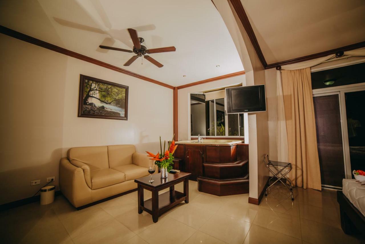 Hotel Magic Mountain La Fortuna Extérieur photo