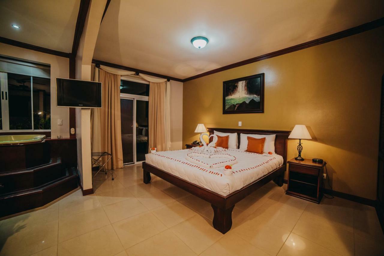 Hotel Magic Mountain La Fortuna Extérieur photo